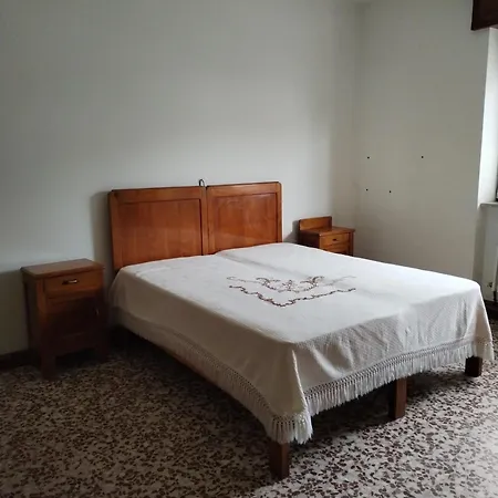 Grande In Montagna Appartement Lepreno