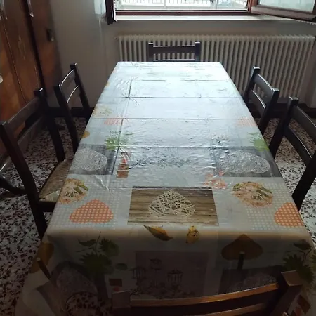 Grande In Montagna Appartement Lepreno
